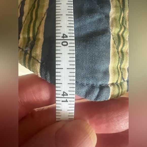 Williamsburg Marketplace Floral Blue Apron - Picture 12 of 13